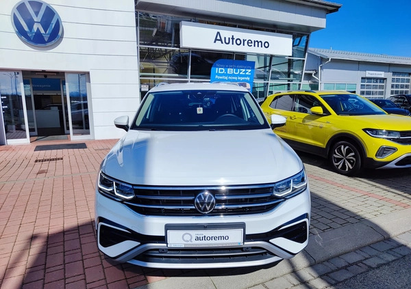 Volkswagen Tiguan Allspace cena 207800 przebieg: 7263, rok produkcji 2023 z Lubniewice małe 121